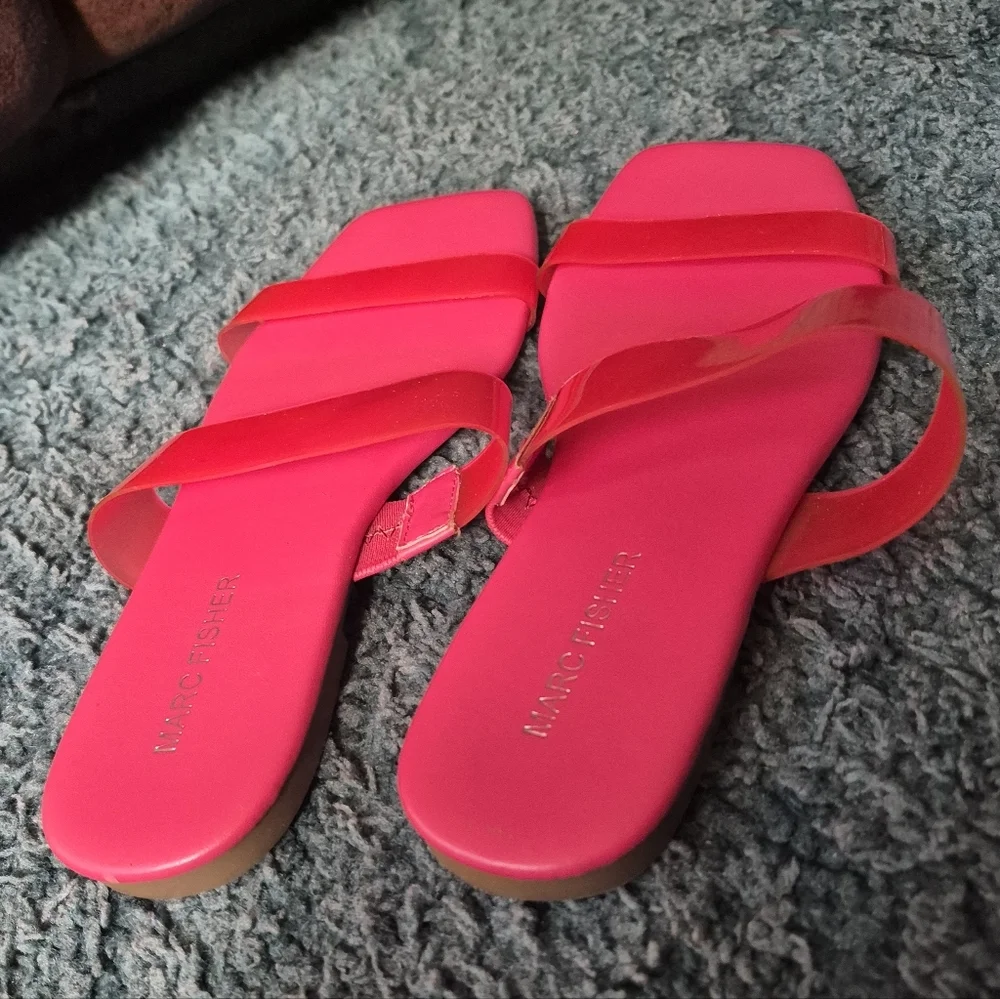 Marc Fisher Red Pink Sandals 7.5M